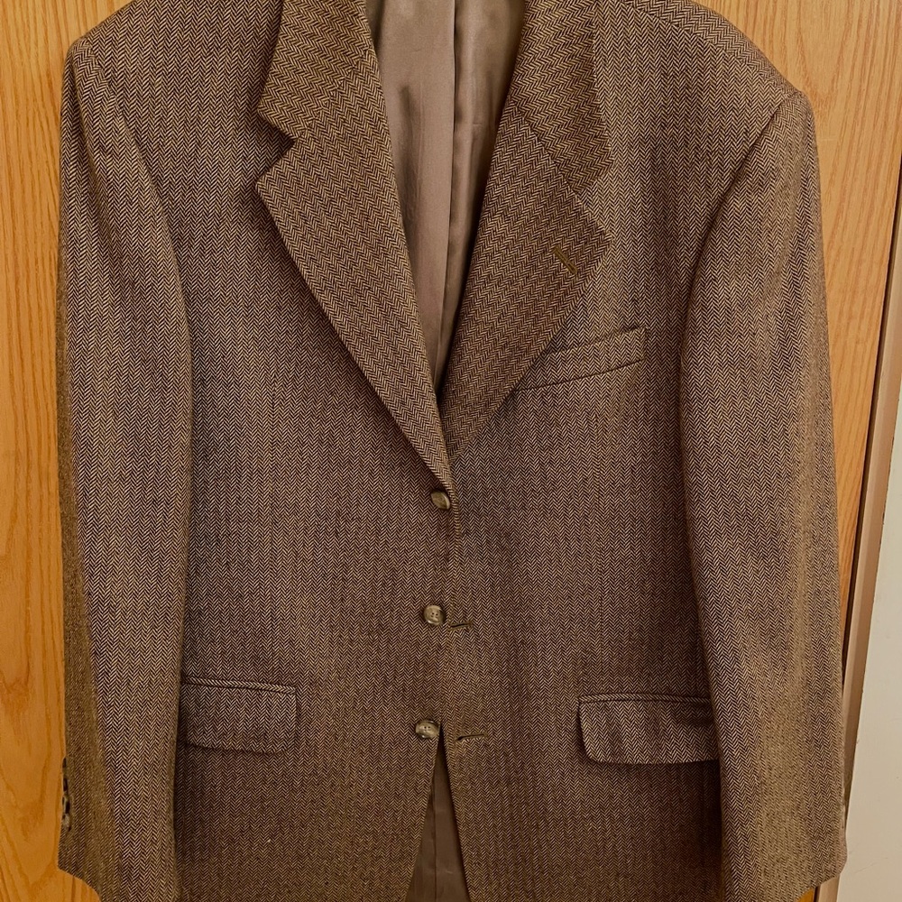 Ruffini 3 Button Lambswool Suit Coat.